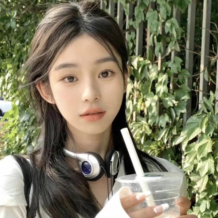 酒绿花红